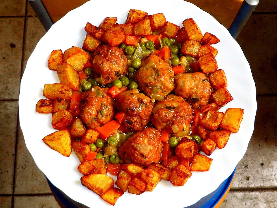 Albóndigas en salsa